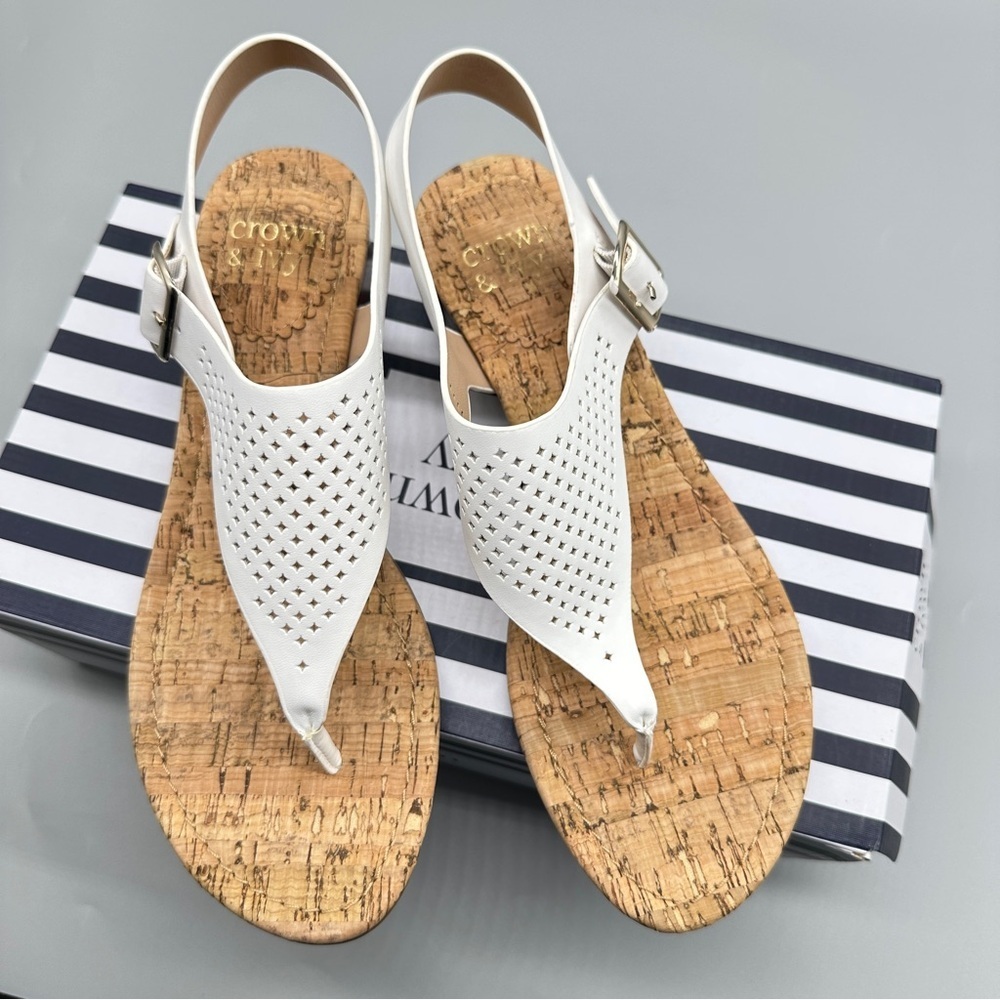 Crown & Ivy Mira Sandals White Cork Slingback Thong Size 7.5 New in Box